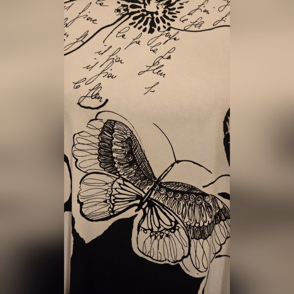 Chico's Knit Kit White Black Butterfly Floral Long Sleeve Top Sz 3 or L Gothic - Picture 8 of 14